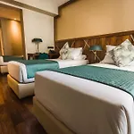 Rossio Boutique Готель 4*